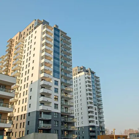 Apartment For 5 People Close To The Park Διαμέρισμα *