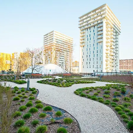 Apartment For 5 People Close To The Park * Γκντανσκ
